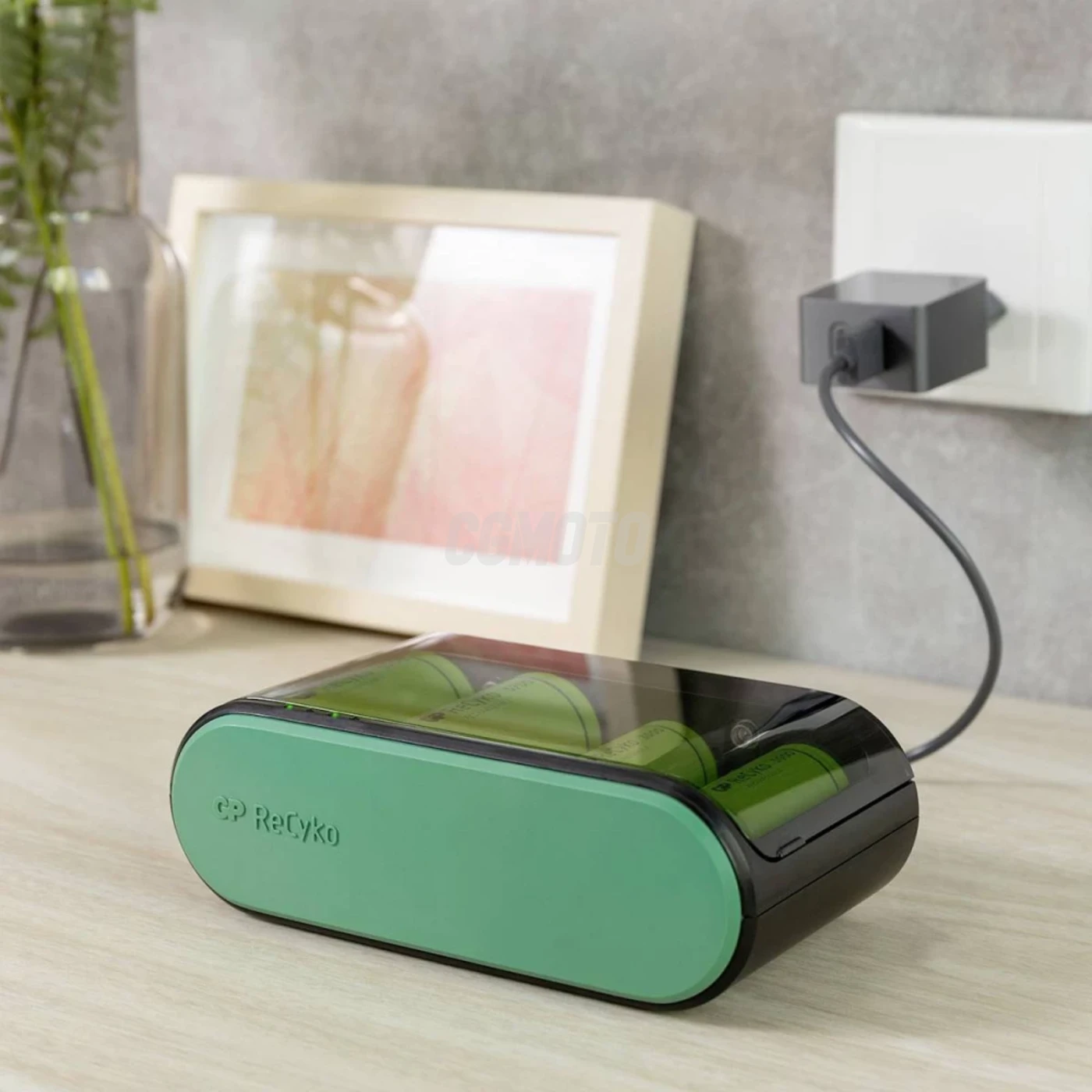 Caricabatterie universale GP B631 Recharge : AA / AAA / C / D / 9V NiMH - batterie non incluse